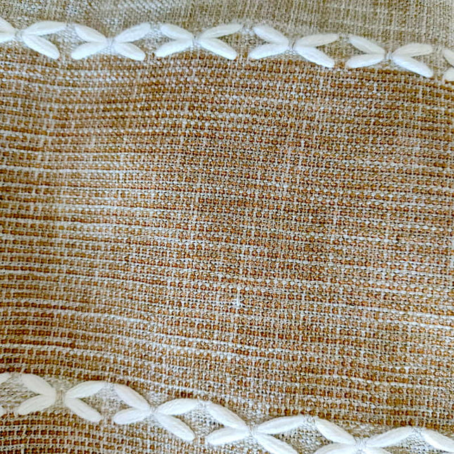 Kaksivärinen verho valoverholla