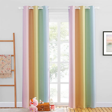 Värikäs sateenkaari-pimennysverho lastenhuoneeseen