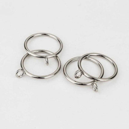 Metalliset verhorenkaat verhotankoon