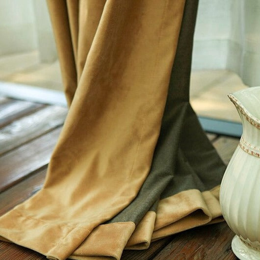 Okranvärinen satiininen pimennysverho