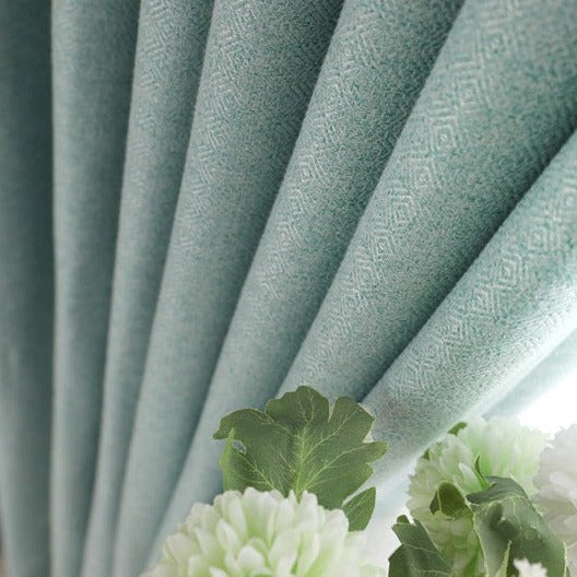 Turkoosi puoliksi pimentävä verho