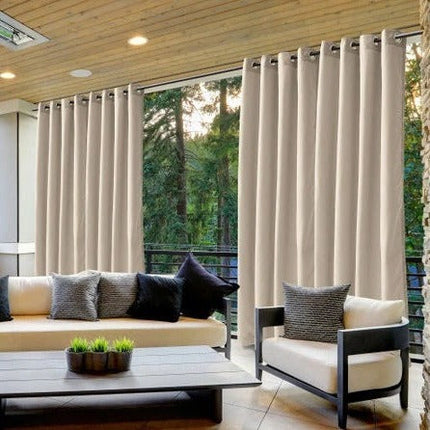 Vedenpitävä ulkoverho terassille purjerenkailla