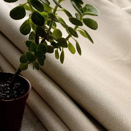 Yksivärinen beige pimennysverho