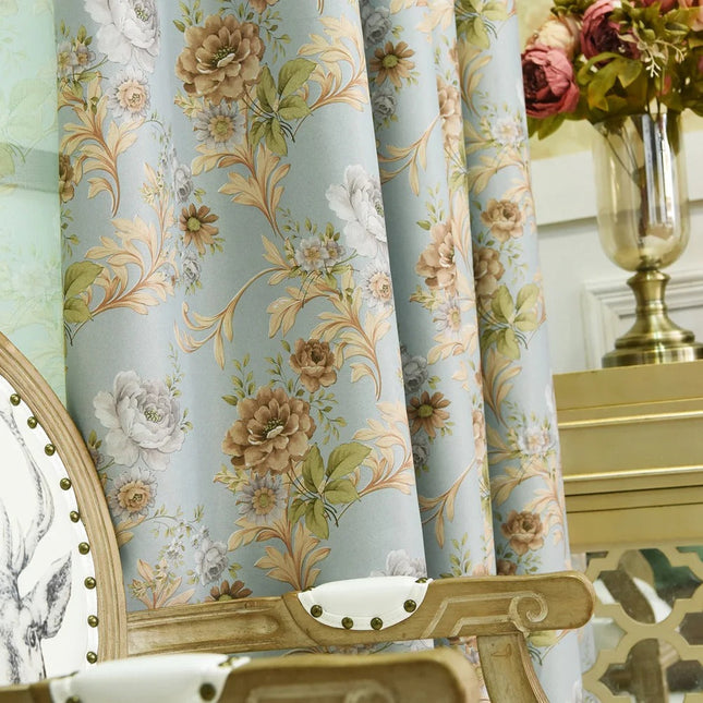 Kukallinen pimennysverho vintage-tyyliin