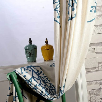 Kirjailtu pellavatyylinen pimennysverho