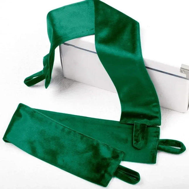 Smaragdinvihreä samettinen pimennysverho