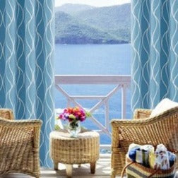 Harmaa kuviollinen ulkoverho parvekkeelle