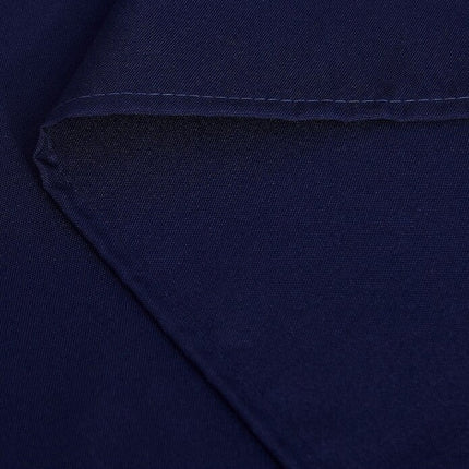 Oranssi vedenkestävä verho huvimajaan