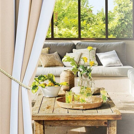 Raidallinen ulkoverho parvekkeelle ja terassille