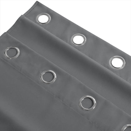 Oranssi vedenkestävä verho huvimajaan