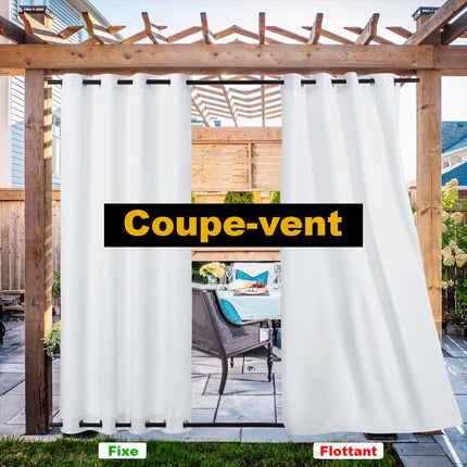 Oranssi vedenkestävä verho huvimajaan