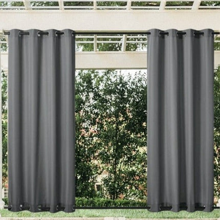 Oranssi vedenkestävä verho huvimajaan