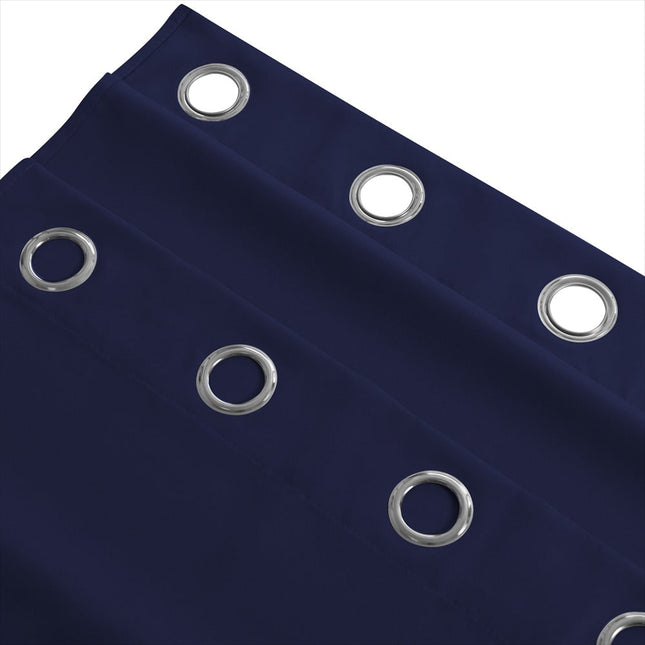 Oranssi vedenkestävä verho huvimajaan