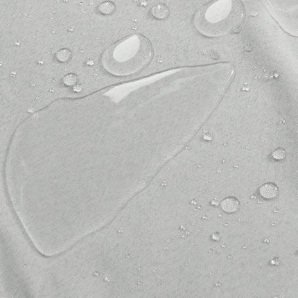 Yksityisyyttä suojaava ulkoverho huvimajaan