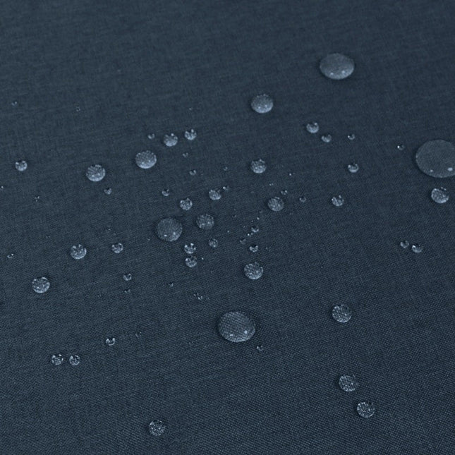 Sininen ulkoverho pergolaan purjerenkailla