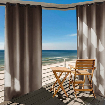 Säänkestävä ulkoverho pergolaan ja puutarhaan