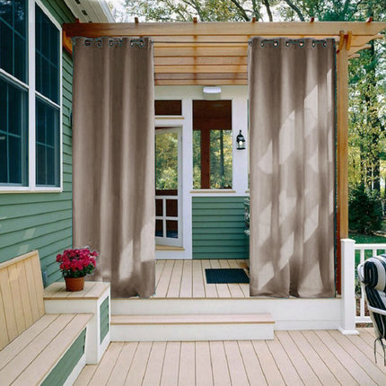 Säänkestävä ulkoverho pergolaan ja puutarhaan