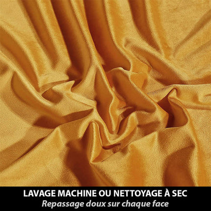 Kultainen ylellinen samettinen lämpöverho